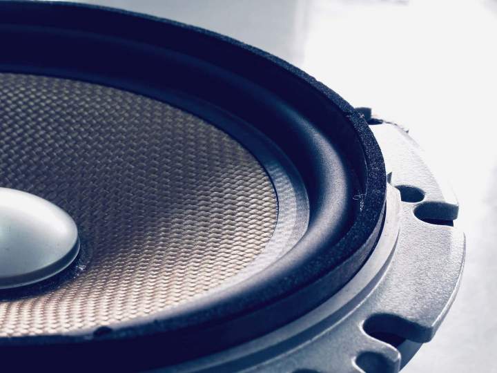 Analyse précise des nuisances sonores pour optimiser le confort